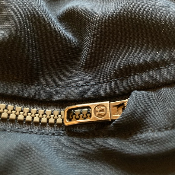 Lululemon ABC Joggers Shorter XS Blue 28” Inseam Warpstreme Sweatpants - Picture 3 of 7